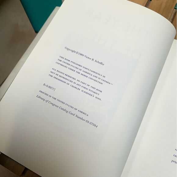 the year‎ of the whale by victor b scheffer first edition 1969 - Picture 6 of 8